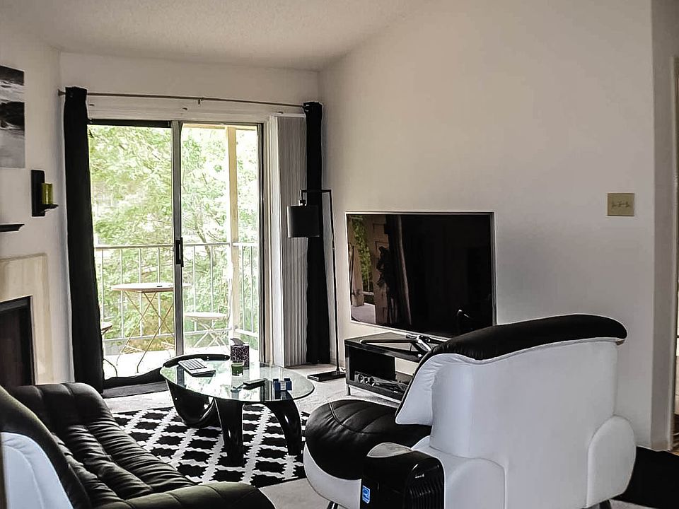 1st image of 12550 Whittington Dr APT 613