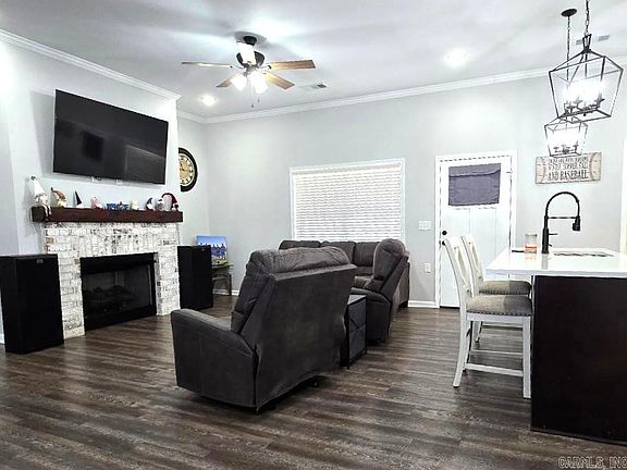 4th image of 42 Riverwood Dr