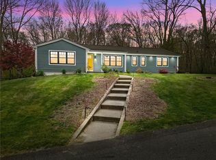 50 Heritage Dr, Cumberland, RI 02864