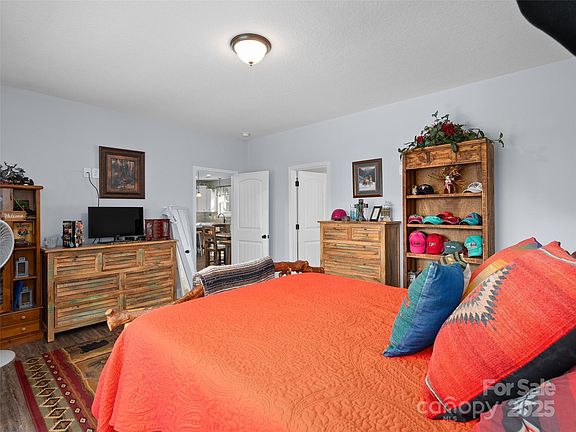 20th image of 303 Johnson Farm Rd