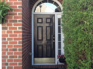 6942 Middleboro Dr, Raleigh, NC 27612