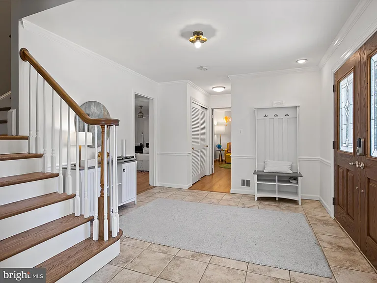 2606 N Quincy St — Photo 7