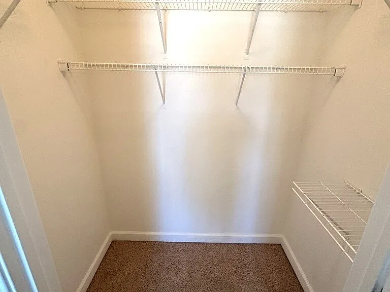 121 Tooke St — Photo 17