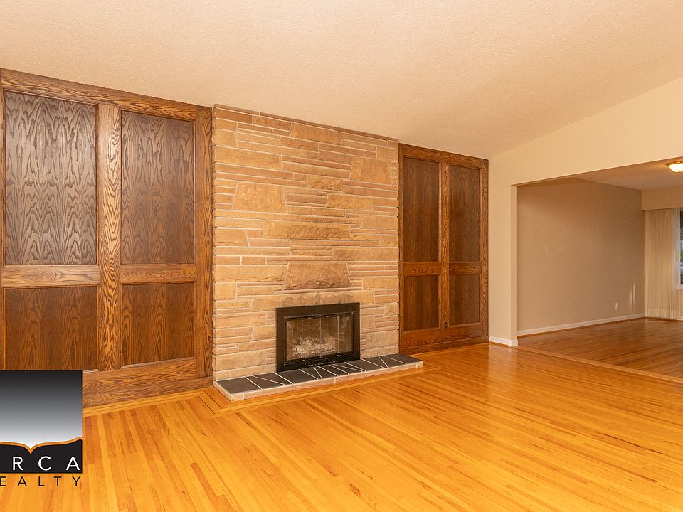 2242 Hyannis Dr, North Vancouver, BC V7H 2E6 Zillow