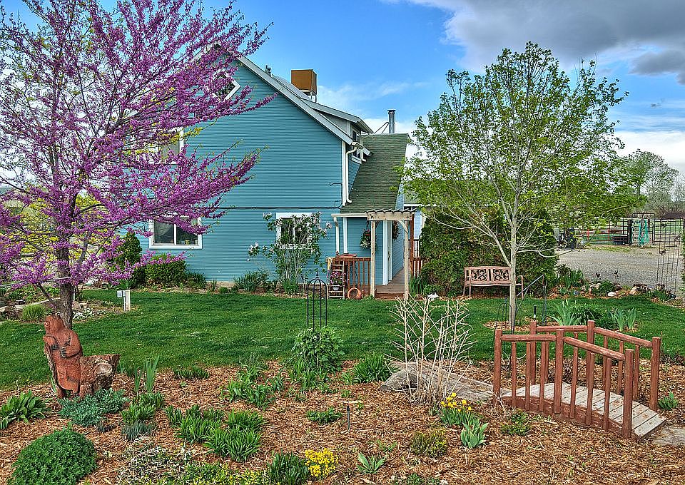 Nicely Landscaped