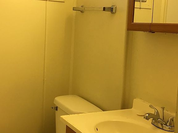 5th image of 918 E 13th Ave