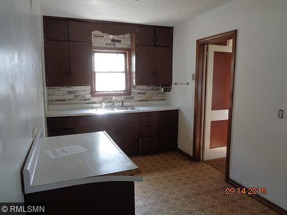 5th image of 817 Ashland Ave