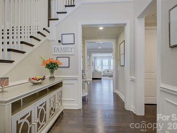 4th image of 17013 Luvera Ln
