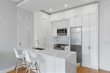 Rented by (Legacy) Elegran