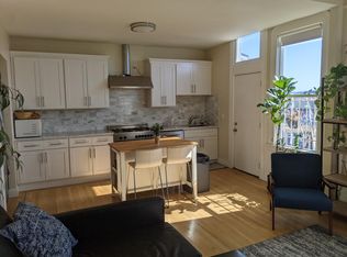 887 Capp St, San Francisco, CA 94110