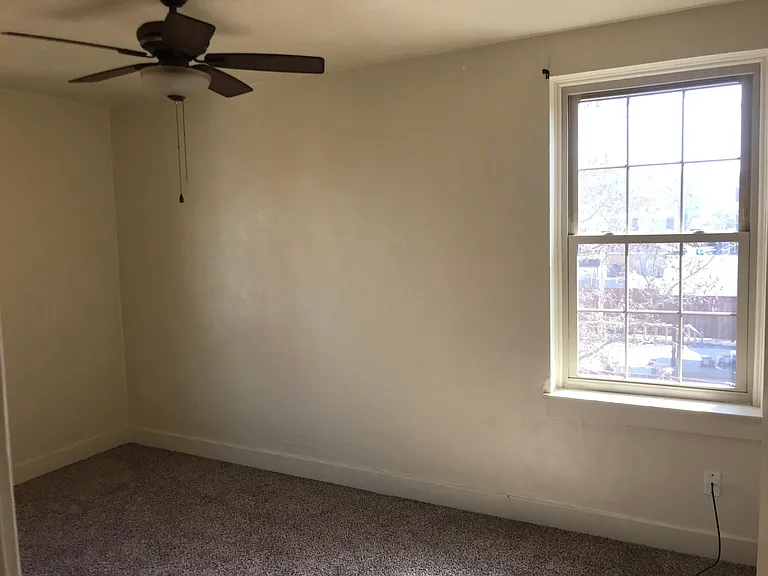 bed room #1