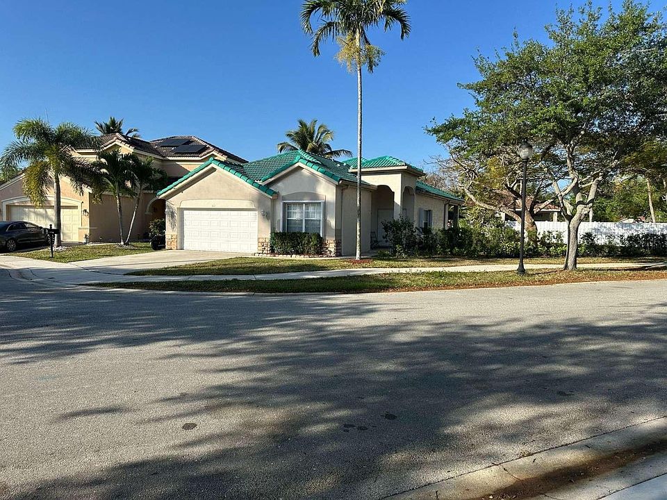 1st image of 862 Vista Meadows Dr