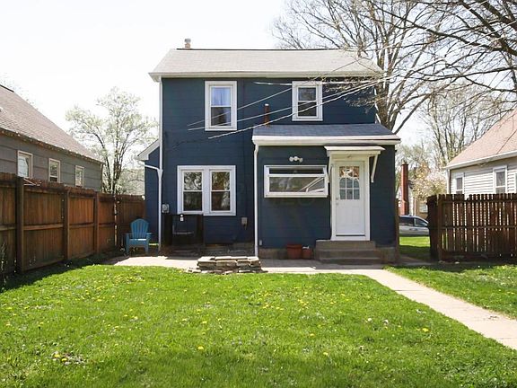 2nd image of 2954 Oaklawn St