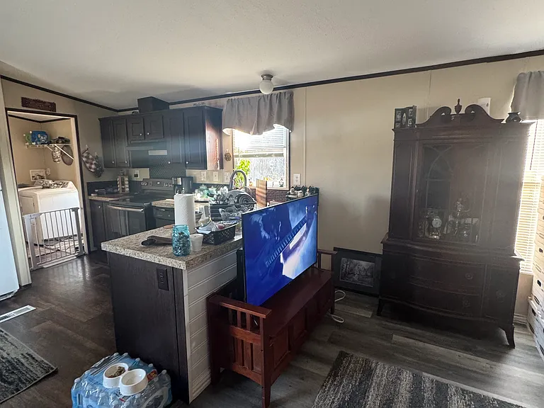 6400 Private Road 2598 — Photo 4