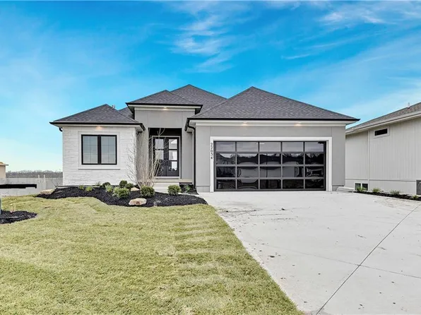 22034 W 94th St, Lenexa, KS 66220