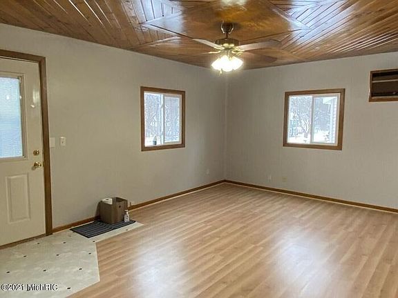2nd image of 1010 Charlotte Ave