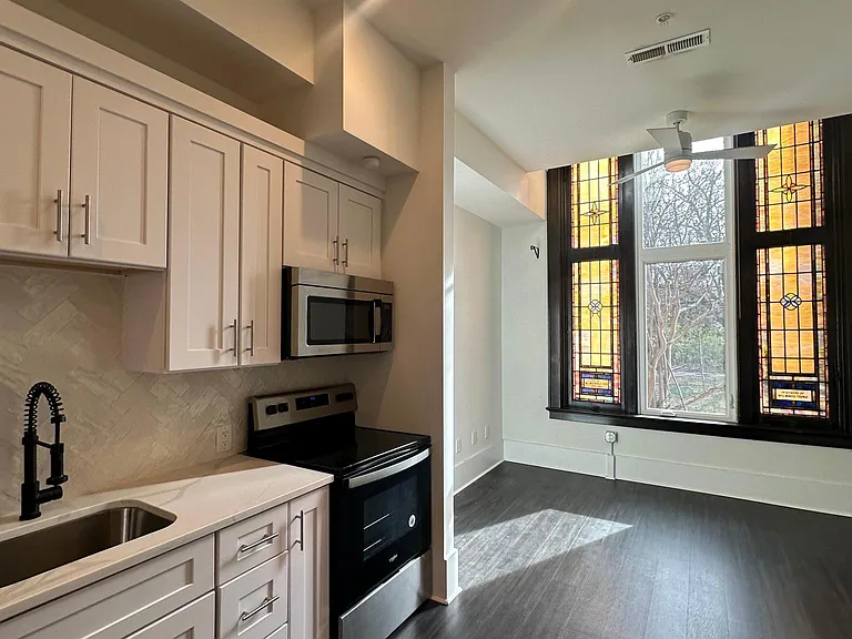 1017 Parkwood Ave #14 — Photo 3