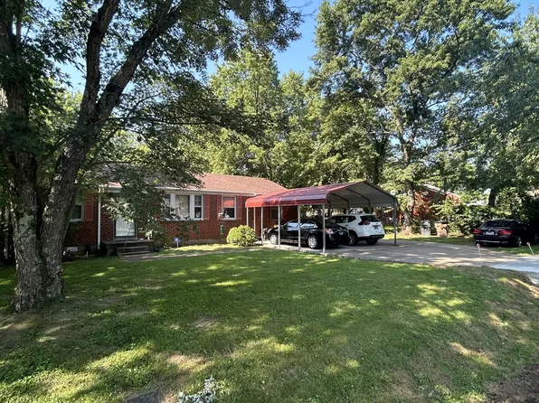 355 Fairlane Dr, Nashville, TN 37211