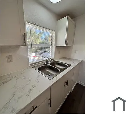 3842 Dr Martin Luther King Jr St S #B — Photo 5