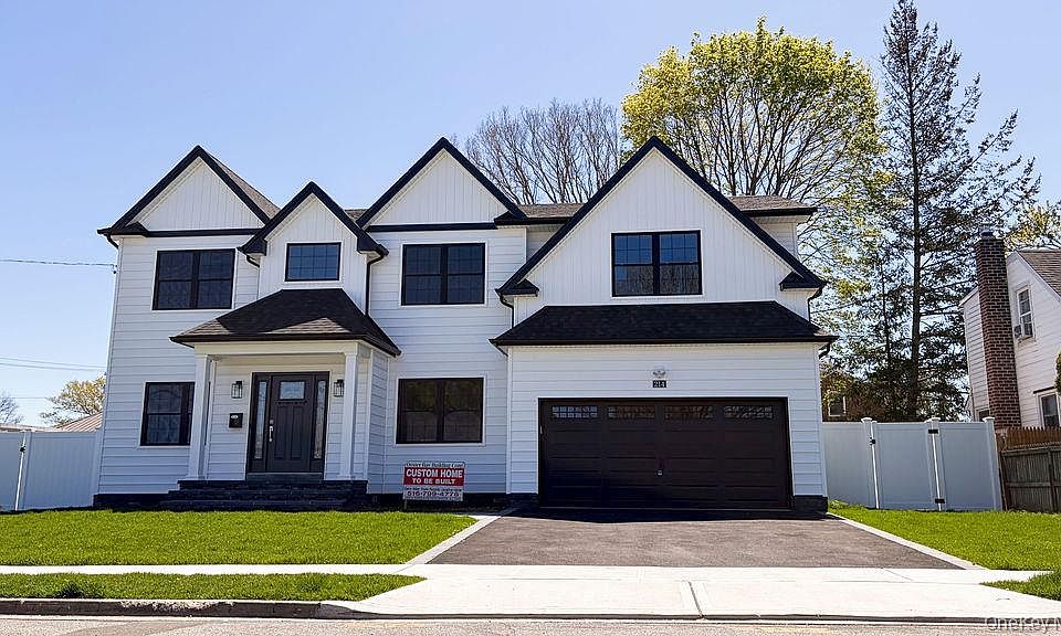 1st image of 214 N Cedar Street