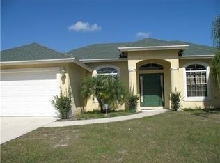 5880 NW Carovel Ave, Port Saint Lucie, FL 34986