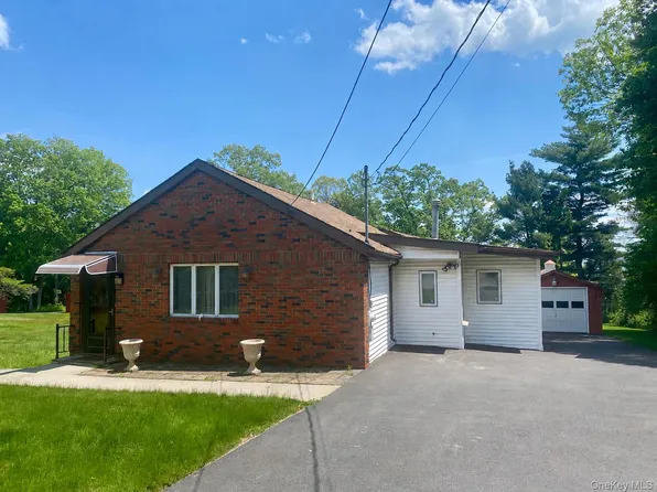 31 Highview Terrace, Bloomingburg, NY 12721