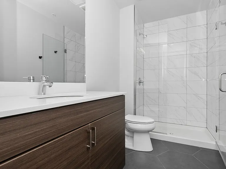1425 N Milwaukee Ave #301 — Photo 24