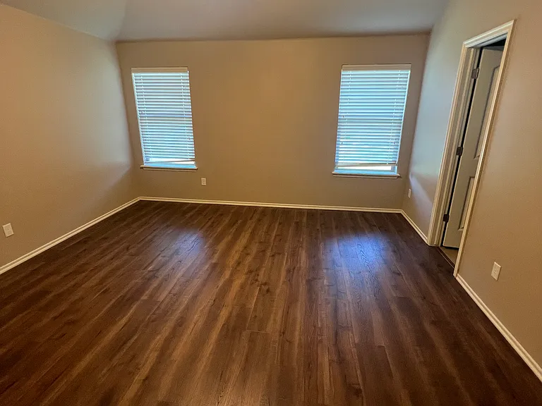 18509 Agua Dr — Photo 10