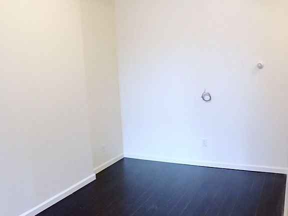 3rd image of 159 W 129th St #1