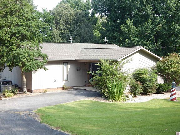 2nd image of 283 Delaware Rd