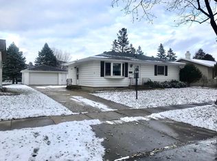 915 16 1/4 St SE, Rochester, MN 55904