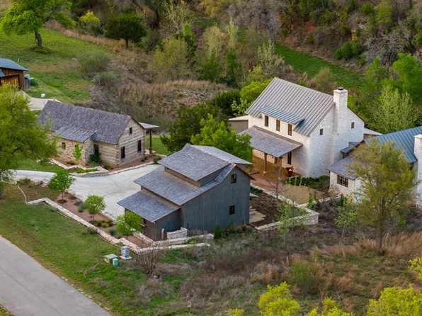 119 Oakview Ct, Fredericksburg, TX 78624