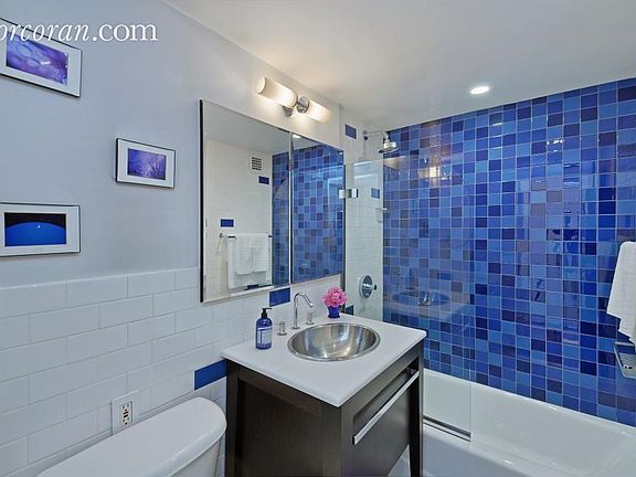 5th image of 230 E 15th St APT 6D