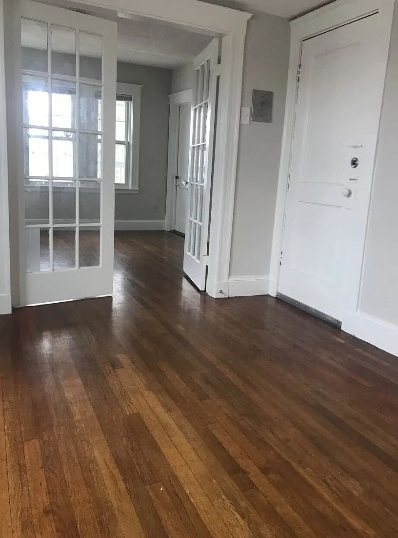 2 bed, 9999 sqft, $2,500 — Photo 3