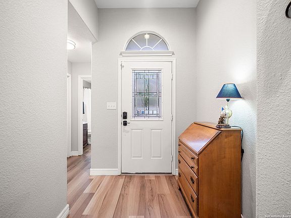 4th image of 4105 WENSLEDALE DR