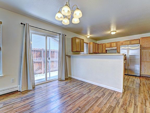 5th image of 2814 Meade Ct