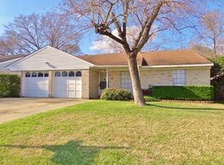 706 Phyllis Ct, Conroe, TX 77303