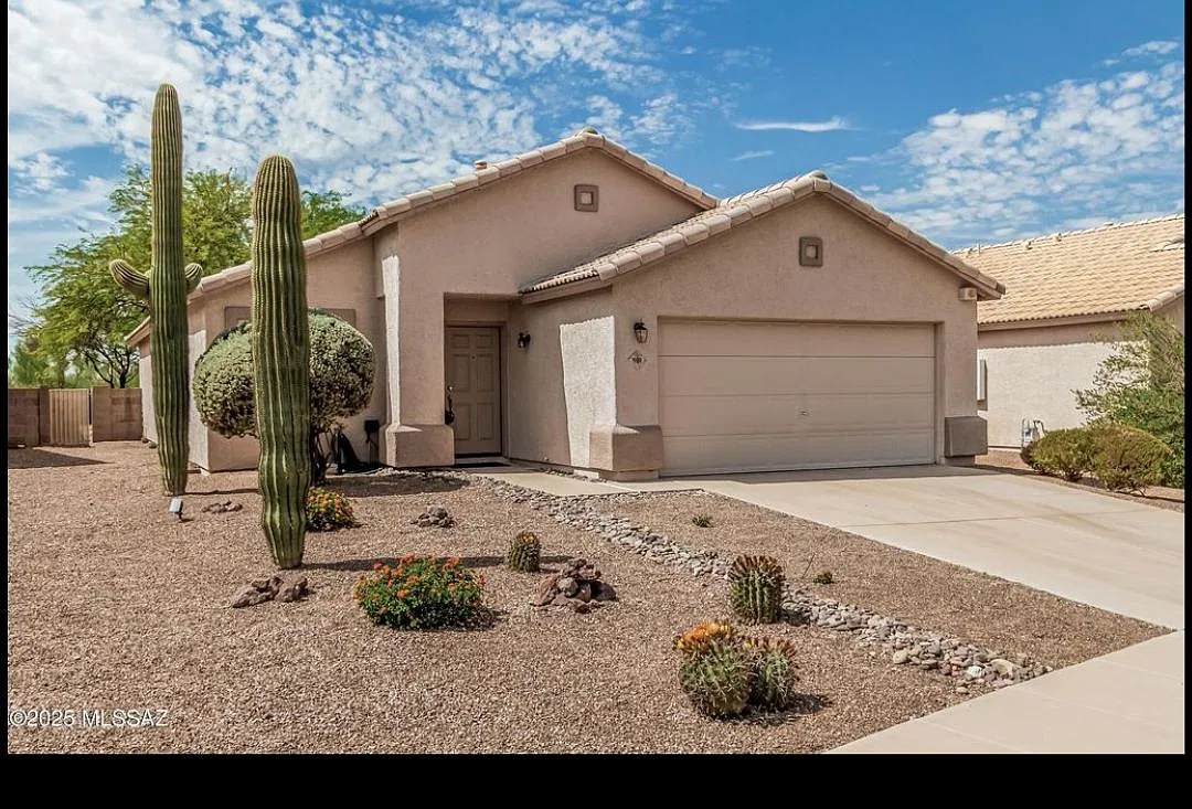 3 bed, 1511 sqft, $2,200 — Photo 1