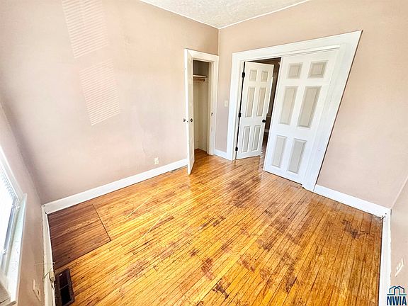 5th image of 3119 Bushnell Ave