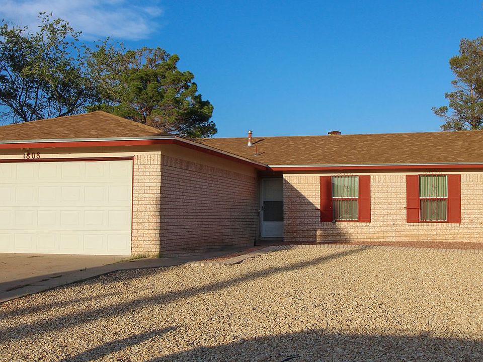 1st image of 1808 Dean Martin Dr