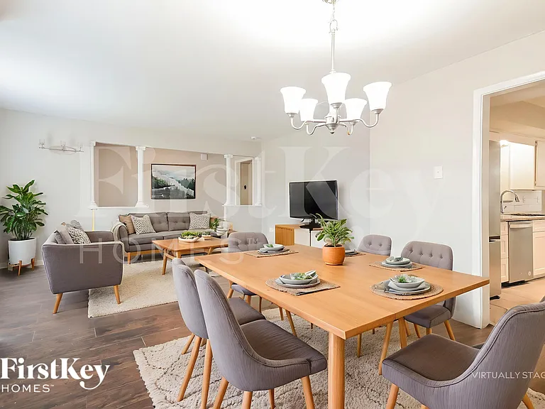 3413 Valley View Ln — Photo 6