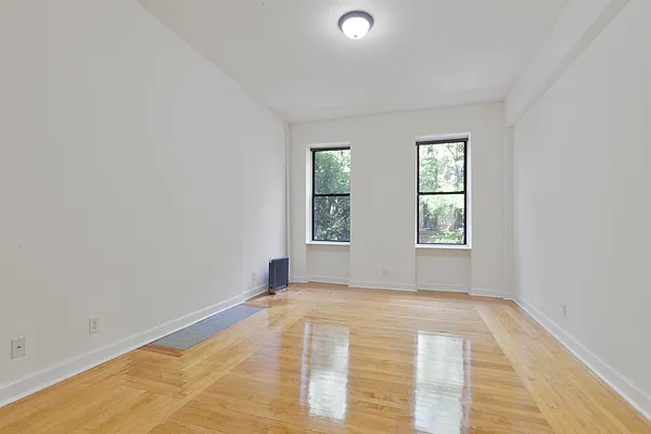 Rented by Bohemia Realty Group | media 4