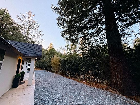 5th image of 333 Stone House Rd