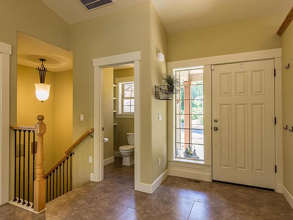 4th image of 7290 Neptune Ave