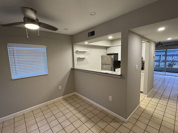 3rd image of 621 Cathcart Ave #1-10