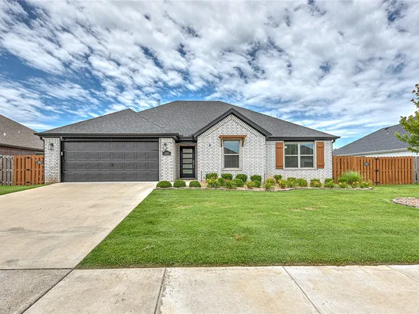 351 N Otoe St, Farmington, AR 72730