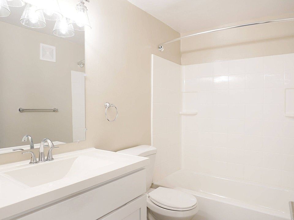 MONTGOMERY POINTE 438 W Montgomery Ave Haverford PA Zillow