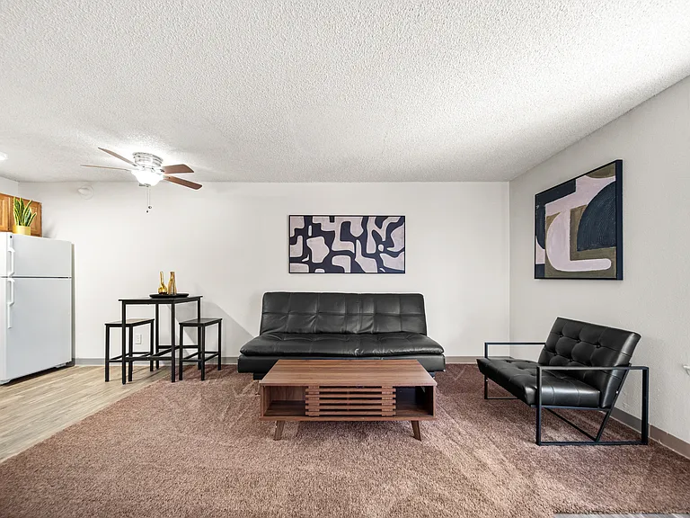 Pine View Village Apartments — Photo 7