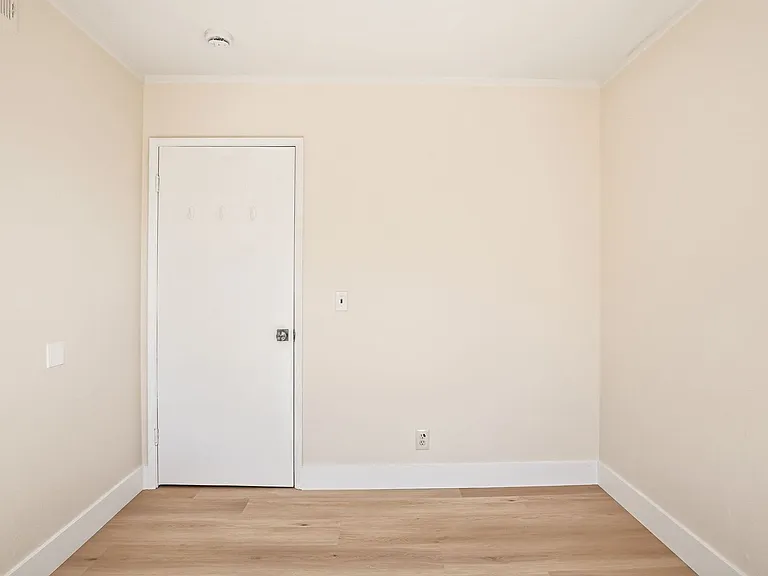 532 Tyrella Ave #45 — Photo 17