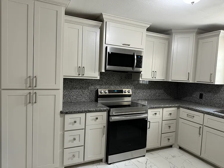 224 Fort Worth St — Photo 4